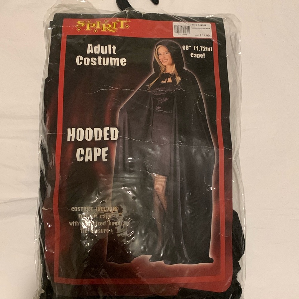 • Halloween Cape •